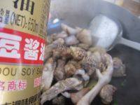 味道不错的土豆炖鸡块做法图解11)