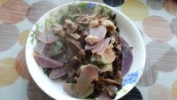 香糯的紫土豆炒榛蘑做法图解9)