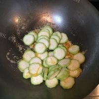 美味的上汤丝瓜做法图解5)