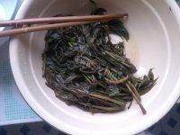 自己做的香椿芽鸡蛋饼做法图解1)