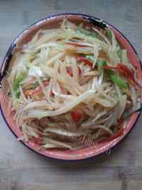 家常菜酸辣土豆丝