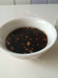 好吃的蒜泥蚝油秋葵做法图解4)