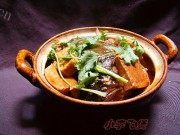 美味的豆腐鱼头煲
