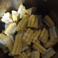 简单的玉米排骨汤的做法图解二