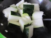 香辣肉丝炒青椒藕片做法图解5)