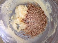 自制杏仁饼干做法图解5)