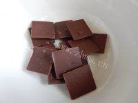 美味火龙果巧克力慕斯的做法图解三