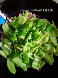 家常菜扁豆角炒肉做法图解9)