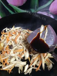 营养丰富的干煸杏鲍菇做法图解9)