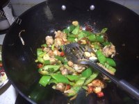 垂涎欲滴的青椒炒鸡腿做法图解6)