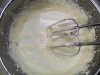 美味的轻乳酪芝士蛋糕做法图解8)