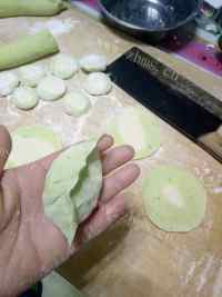 双面荠菜蒸饺做法图解10)