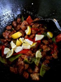 风味柠香咕噜肉做法图解16)