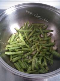 诱人的素炒豆角做法图解7)