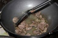 鲜嫩的鸡汤豆腐做法图解3)