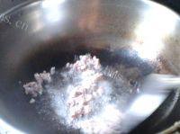 家常菜芹菜肉片做法图解4)