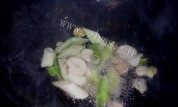 爆炒羊肉做法图解3)