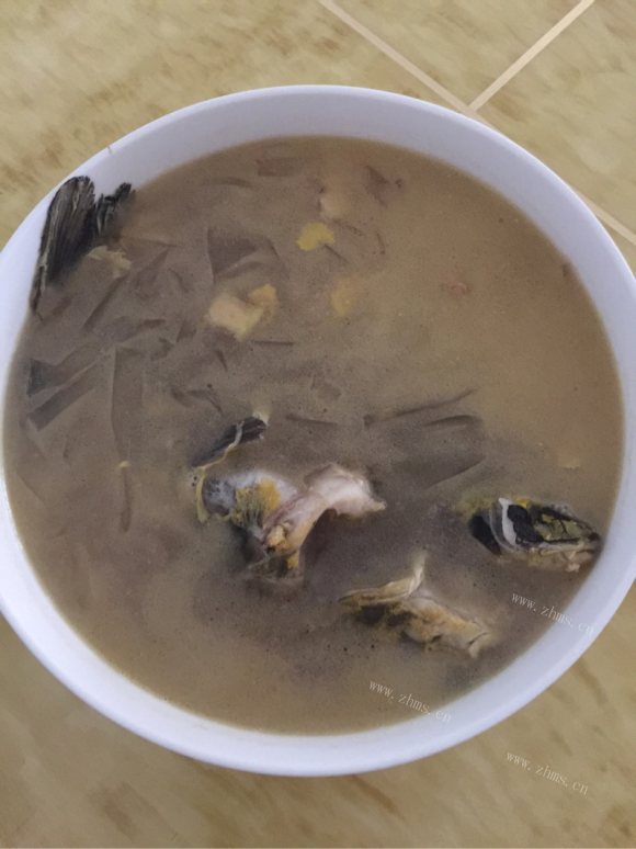 独特的鱼汤