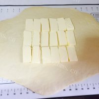 可口的手撕金砖吐司做法图解2)