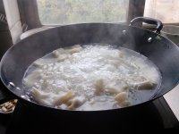 口感丰富的荠菜鲜肉饺子做法图解13)