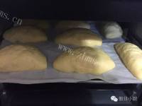 家常蛋奶面包做法图解14)