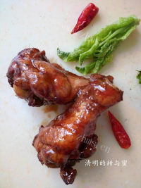 美味的红烧鸡翅根