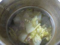海带结白菜排骨汤的做法图解十一