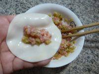 美味的榨菜猪肉馅锅贴做法图解7)