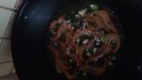 美味的鲜虾炒饭做法图解6)