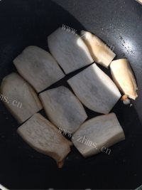 美味的椒盐杏鲍菇做法图解3)