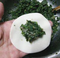 自己做的荠菜猪肉水饺做法图解8)