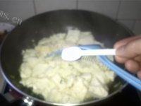 迷人的鸡刨豆腐做法图解10)
