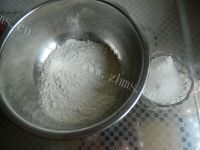 香喷喷的炸糖糕做法图解1)