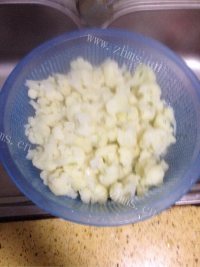 家常菜炝炒花菜做法图解4)