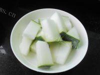 自制冬瓜薏米排骨汤的做法图解三