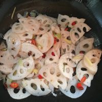 简单的简炒莲藕片做法图解5)
