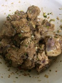 诱人的蒸排骨做法图解6)
