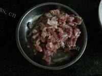 家常菜香菇炒肉片做法图解2)