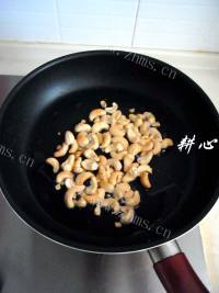 美味虾仁腰果炒意粉做法图解9)