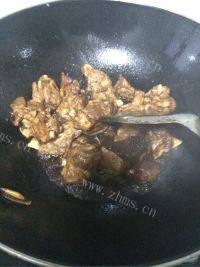 口感好的红烧排骨做法图解7)