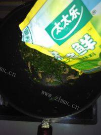 家常菜青椒炒肉丝做法图解6)