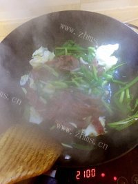 唇齿留香的爆炒牛肉做法图解2)