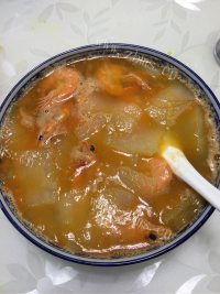 美味的鲜虾冬瓜汤
