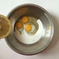 特下饭的樱桃蛋糕做法图解4)