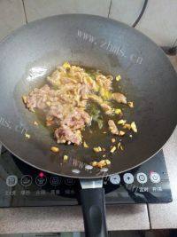 「美味可口」土豆炒肉做法图解5)