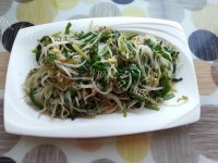 垂涎欲滴的豆芽炒韭菜做法图解10)