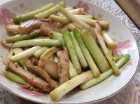 家常菜大蒜炒肉丝