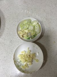 美味的素炒紫菜苔做法图解4)