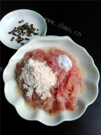 家常菜杏鲍菇肉丝做法图解3)