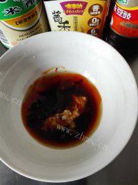 美味的酸辣豌豆凉粉做法图解11)